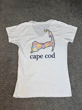 Cuffy's Shirt Womens L White V-Neck Cape Cod Graphic 100% Cotton Jersey